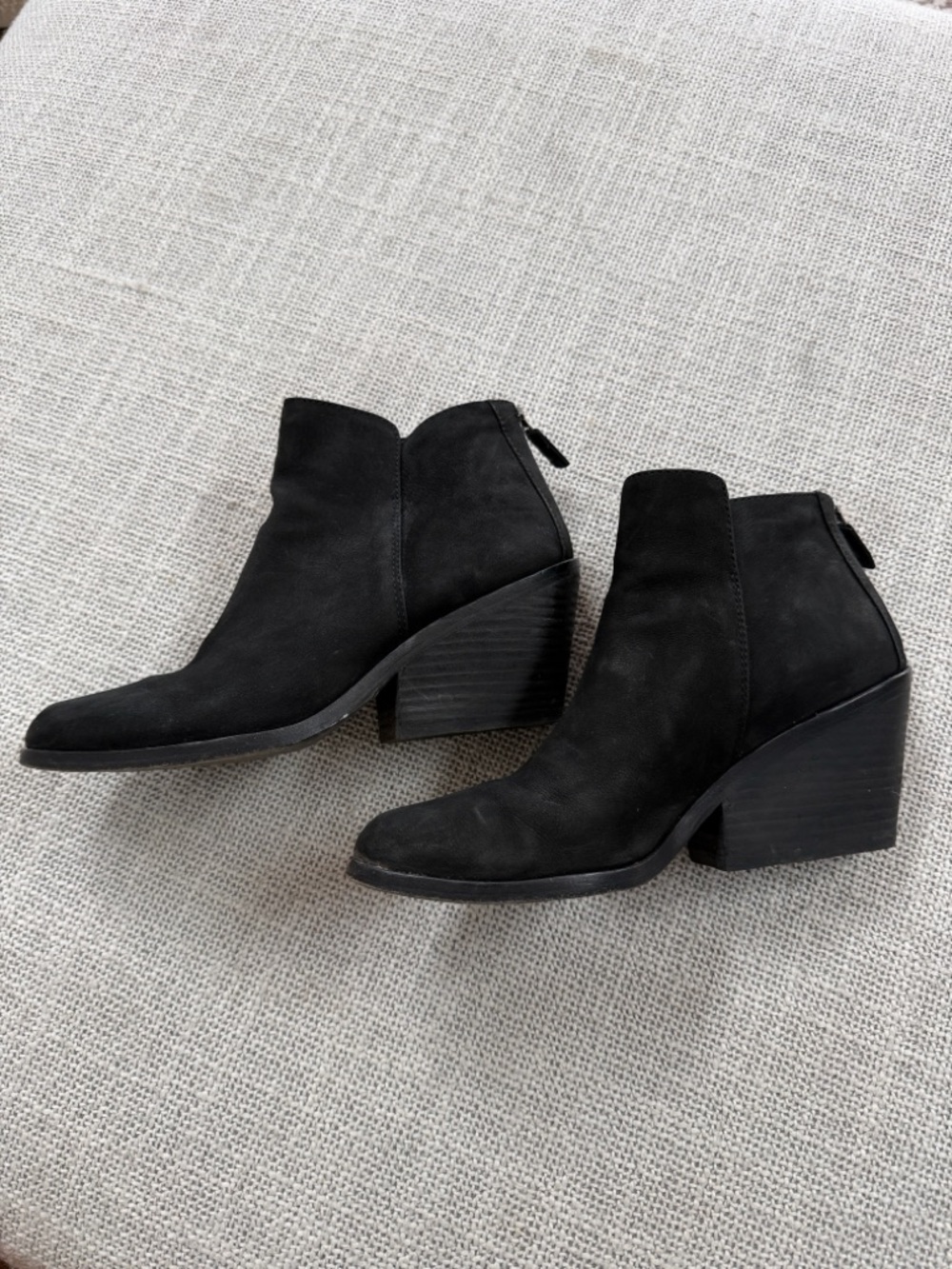 Eileen Fisher Black Suede Heeled Booties